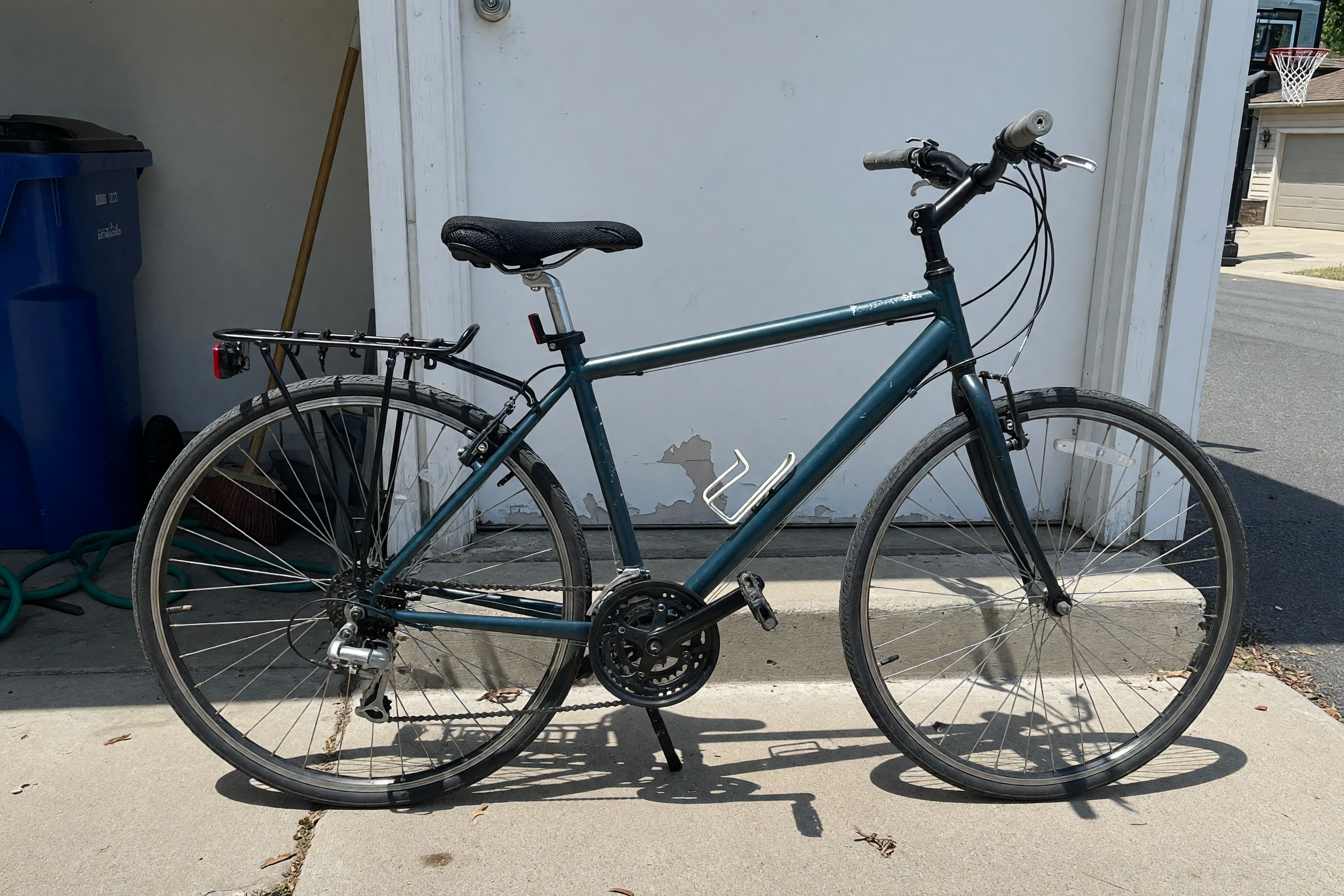 How to Sell a Used Bike Locally (Photos, Size, and Pickup)